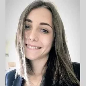 Romane, babysitter à Chambery
