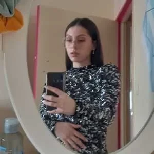 Alicia, babysitter à Amanvillers