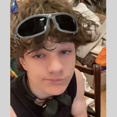 Diego, babysitter à Saint Ouen sur Seine