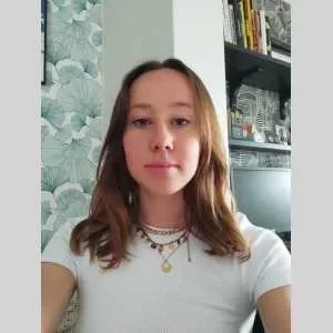 Angele, babysitter à Joue les Tours