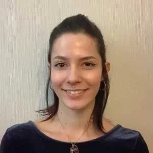 Anna, babysitter à Troyes