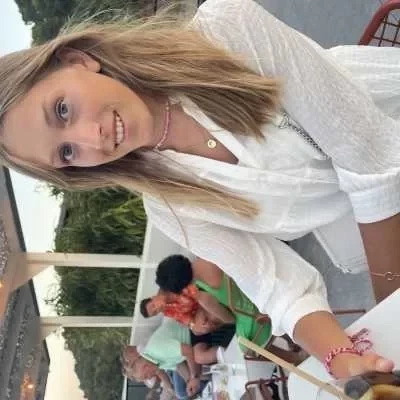 Pauline, babysitter à Le Pradet