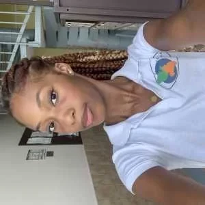 Yohanna, babysitter à Boissise la Bertrand