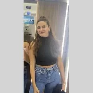 Luna, babysitter à Poitiers