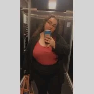 Alexia, babysitter à Val d Oingt