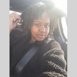 Layana , babysitter à Limeil Brevannes