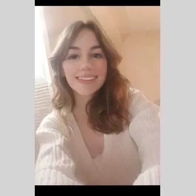 Elisa, babysitter à Frejus