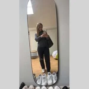 Léna, babysitter à Sangatte