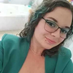 Romarine, babysitter à Calais