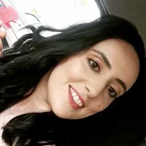 Sophia, babysitter à Verrieres le Buisson