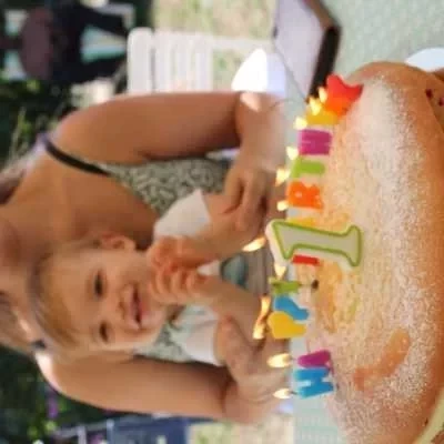 Johanna, parent à Azas