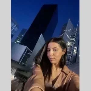 Melela, babysitter à La Courneuve