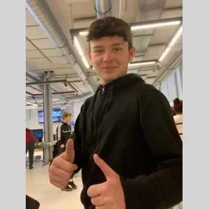 Maxim, babysitter à Metz