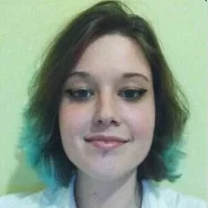 Mélodine , babysitter à Tournus