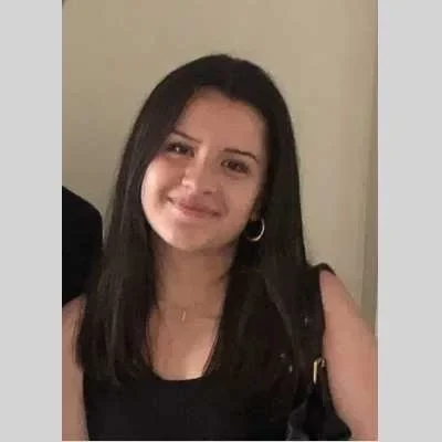 Eden, babysitter à Mantes la Ville