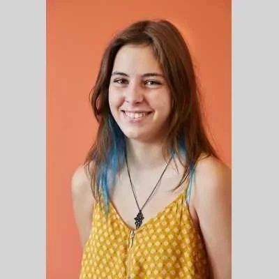 Cyann, babysitter à Redon