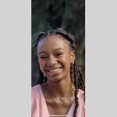 Manon, babysitter à Torcy