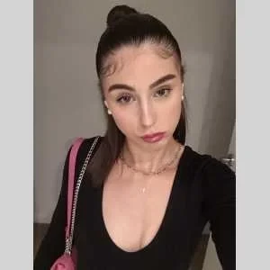 Morgane , babysitter à Loos