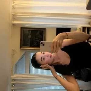 Louise, babysitter à Saintes