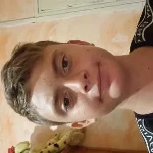 Gabi , babysitter à Port de Bouc