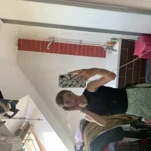 Lola , babysitter à Sarzeau