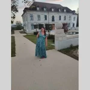 Els, babysitter à Emerainville