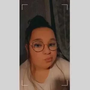 Pauline , babysitter à Mesnieres en Bray