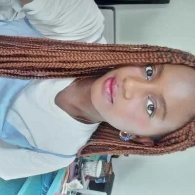 Daphnée, babysitter à Colombes