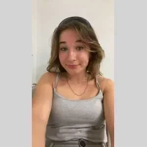 Lou, babysitter à Saint Louis de Montferrand