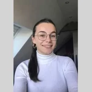 Candice, babysitter à Moutiers