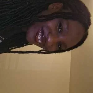 Marica, babysitter à Bias