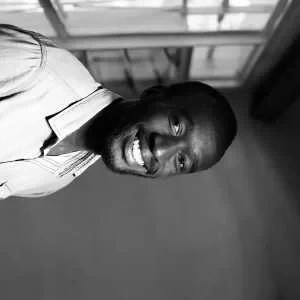 Denis valery, babysitter à Arles