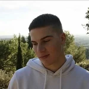 Siméon, babysitter à Malaucene