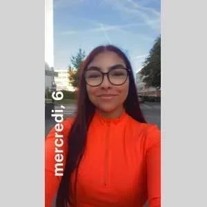 Selma, babysitter à Massy