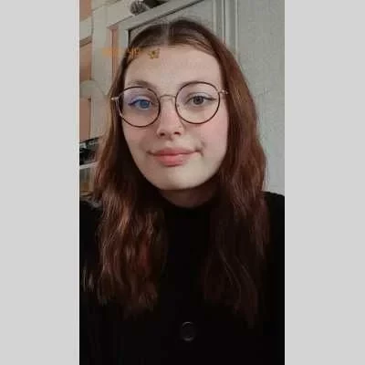 Amélya , babysitter à Pionsat