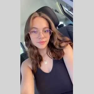 Lola, babysitter à Chilhac