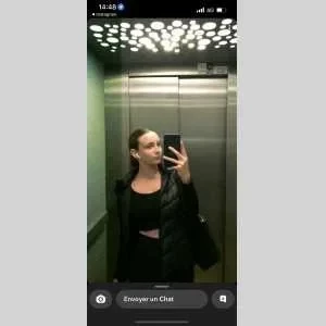 Amélie, babysitter à Thoisy le Desert