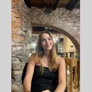 Eline, babysitter à Marseille