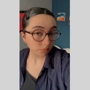 Cassandra, babysitter à Hazebrouck