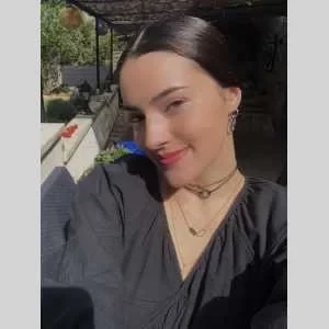 Lise, babysitter à Condat sur Vezere