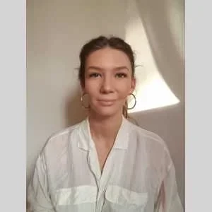 Amélie , babysitter à Merignac