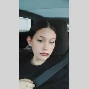 Jade, babysitter à Notre Dame de Riez