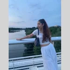 Julie, babysitter à Fitou