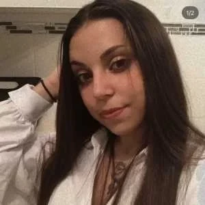 Stacy, babysitter à Vauvert