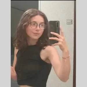 Hermance , babysitter à Brunoy