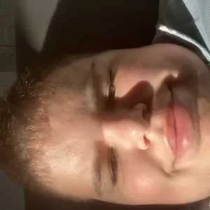 Léno, babysitter à Narbonne