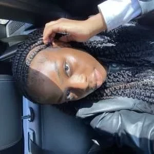 Chloe, babysitter à Evry Courcouronnes