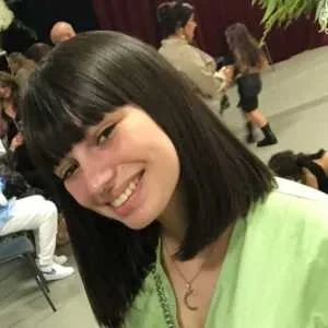 Camron , babysitter à Puybegon