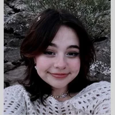 Lylou, babysitter à Saint Juery