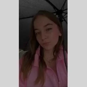 Mélina , babysitter à Ifs